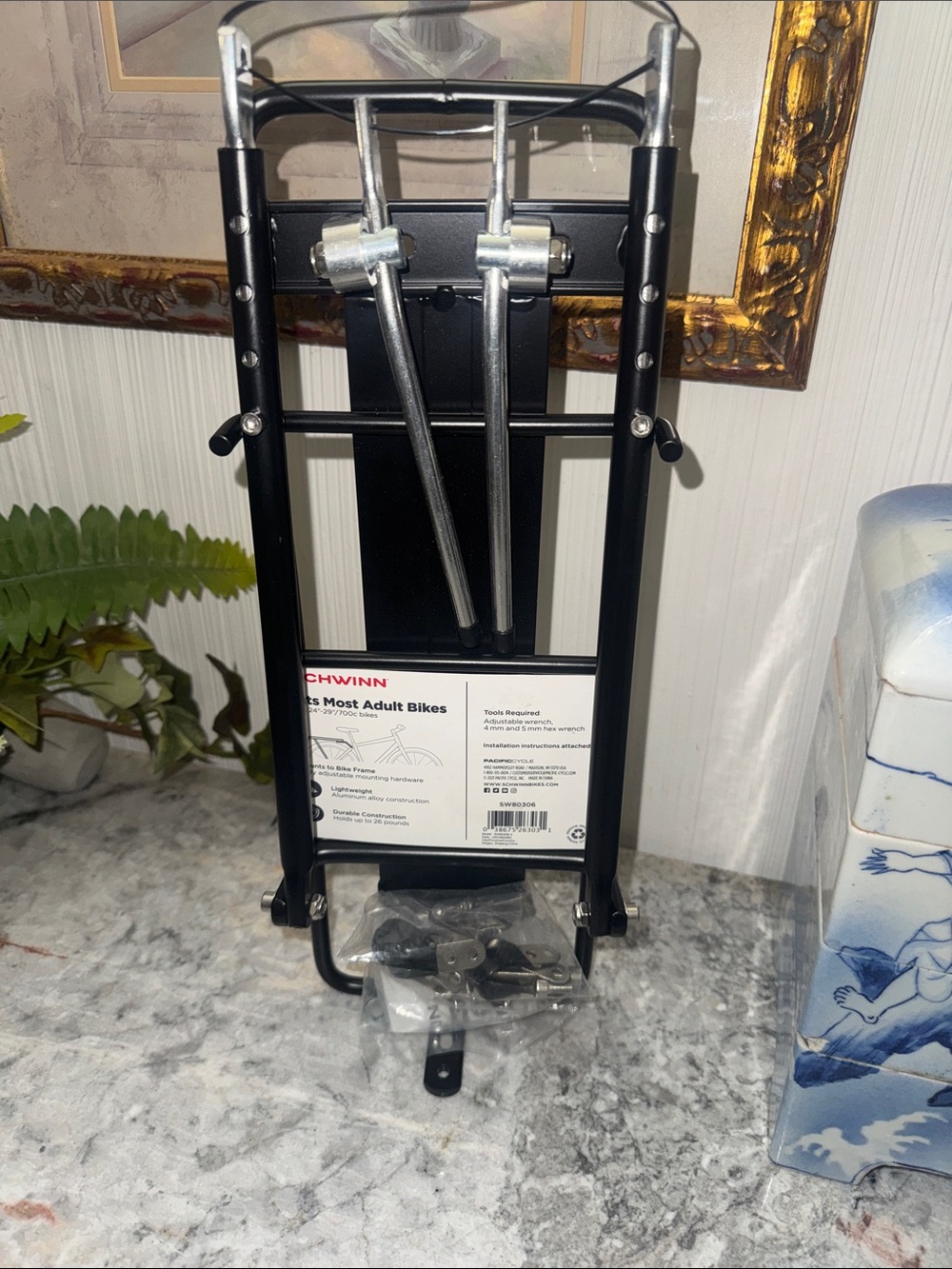 Schwinn Black Adjustable Rear Rack - Picture 6 of 10